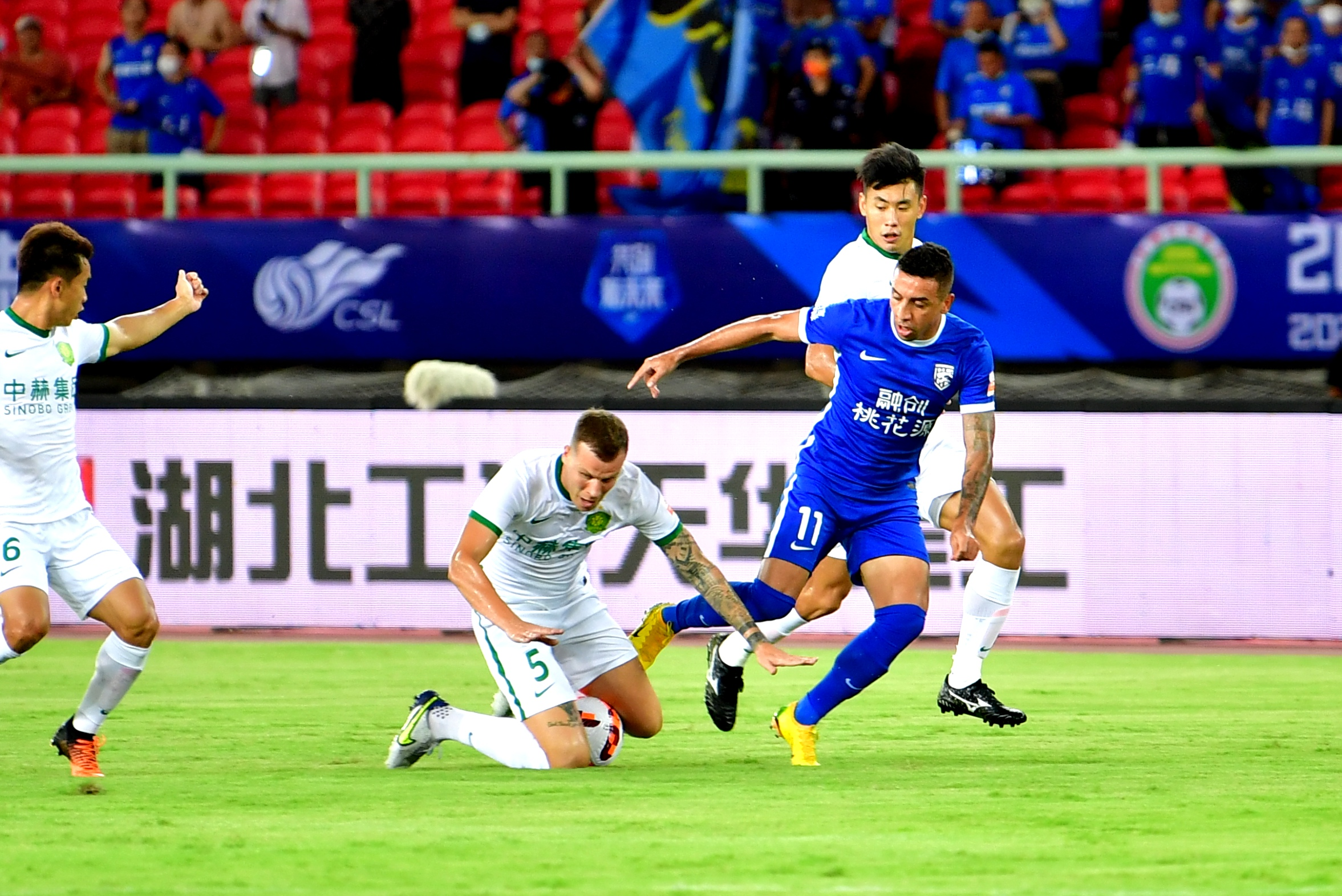 見證｜2022賽季中超聯賽武漢三鎮主場首賽5:1勝北京國安繼續“領跑”
