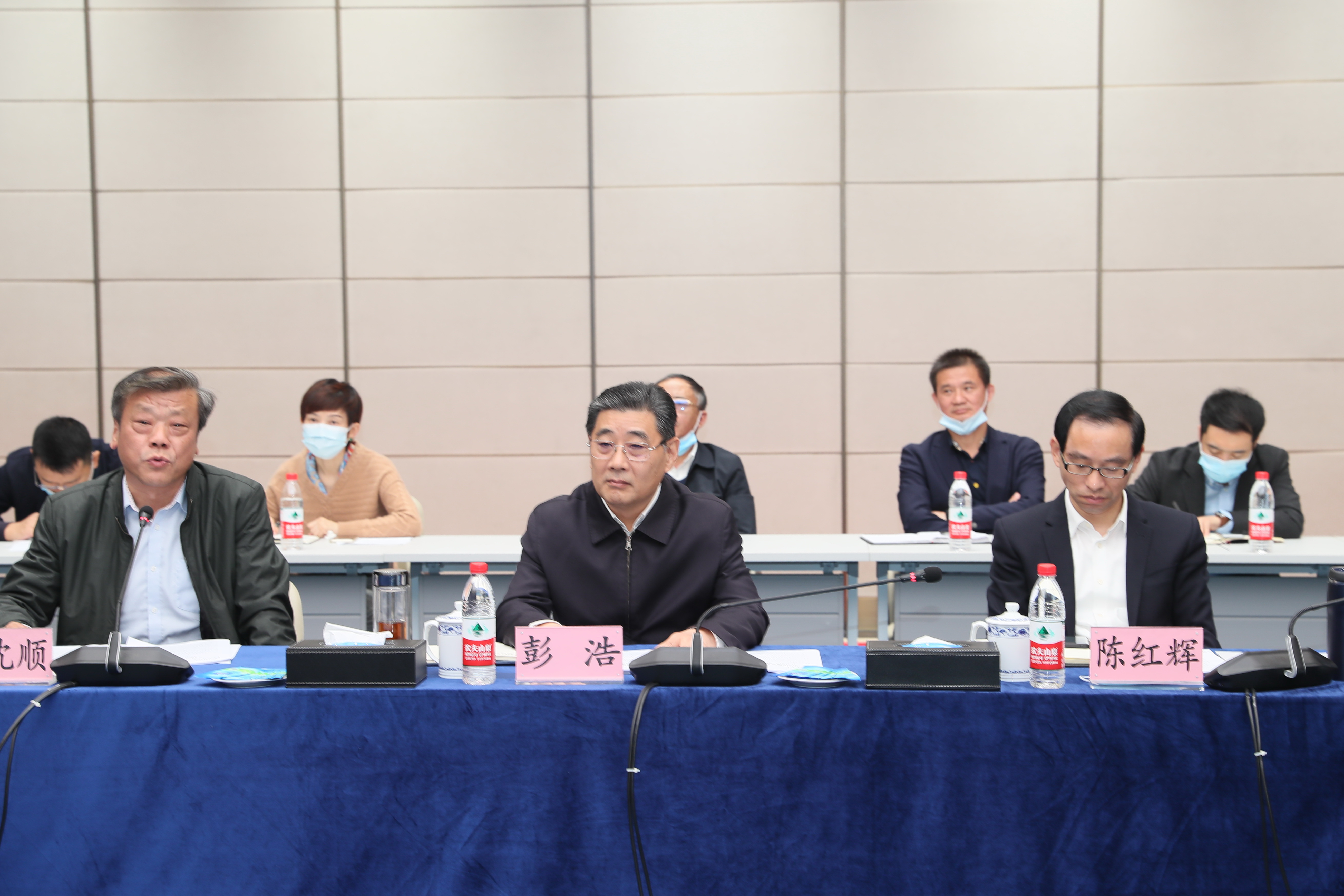 副省長肖菊華來公司調研：武漢體育中心在做好軍運會“后半篇文章”中具有標桿意義(圖7)